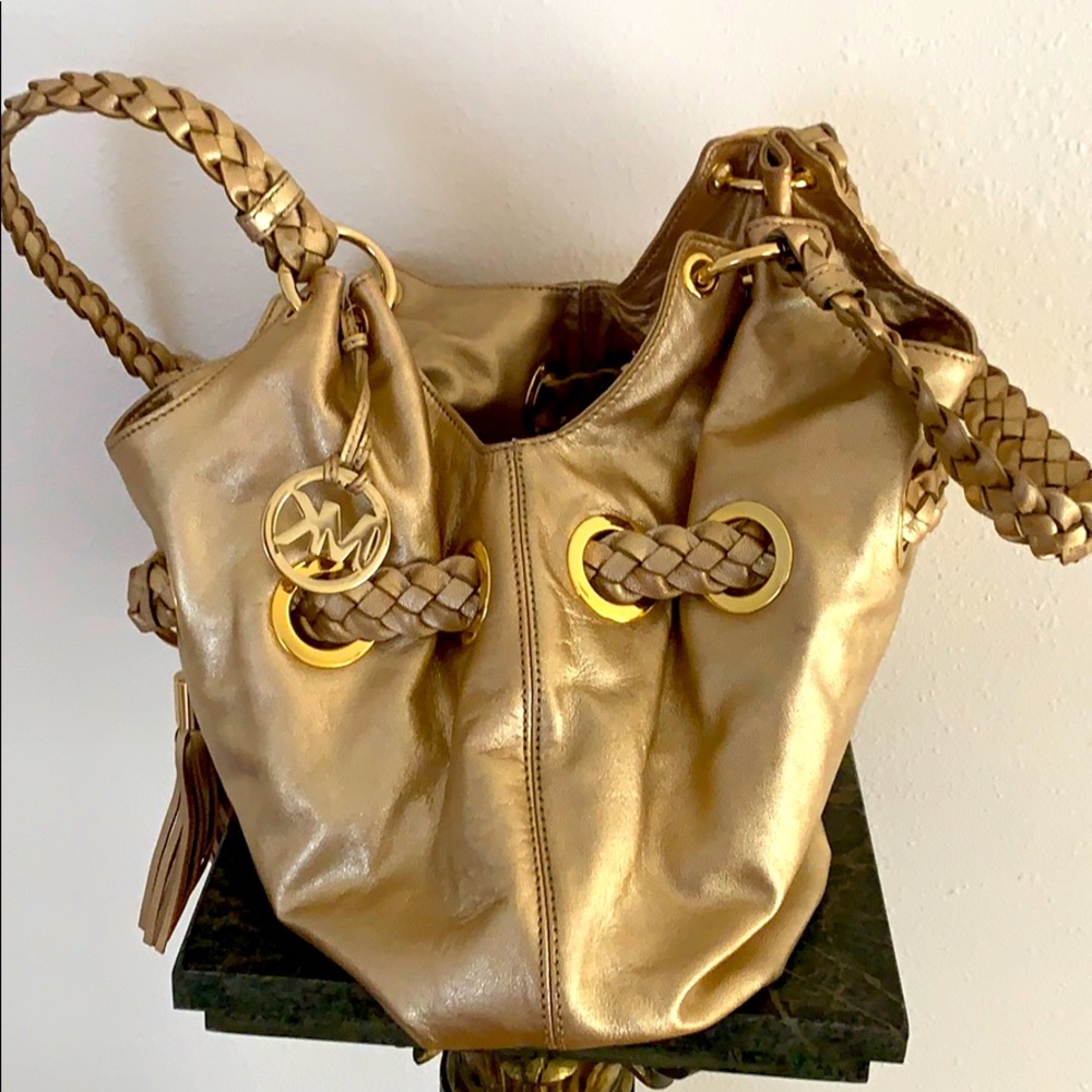 MK purse - Picture 6 of 6